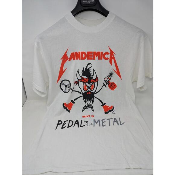 Metallica Other - Metallica T Shirt Med White 2020 Drive In Tour Blackened News Pandemica Stream